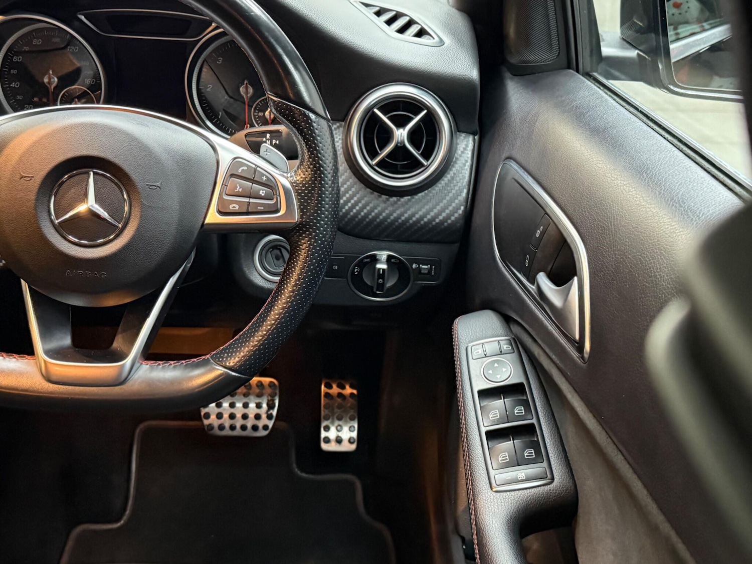 Used Mercedes-Benz A-Class 2017 for sale - 76572983: Photo 66