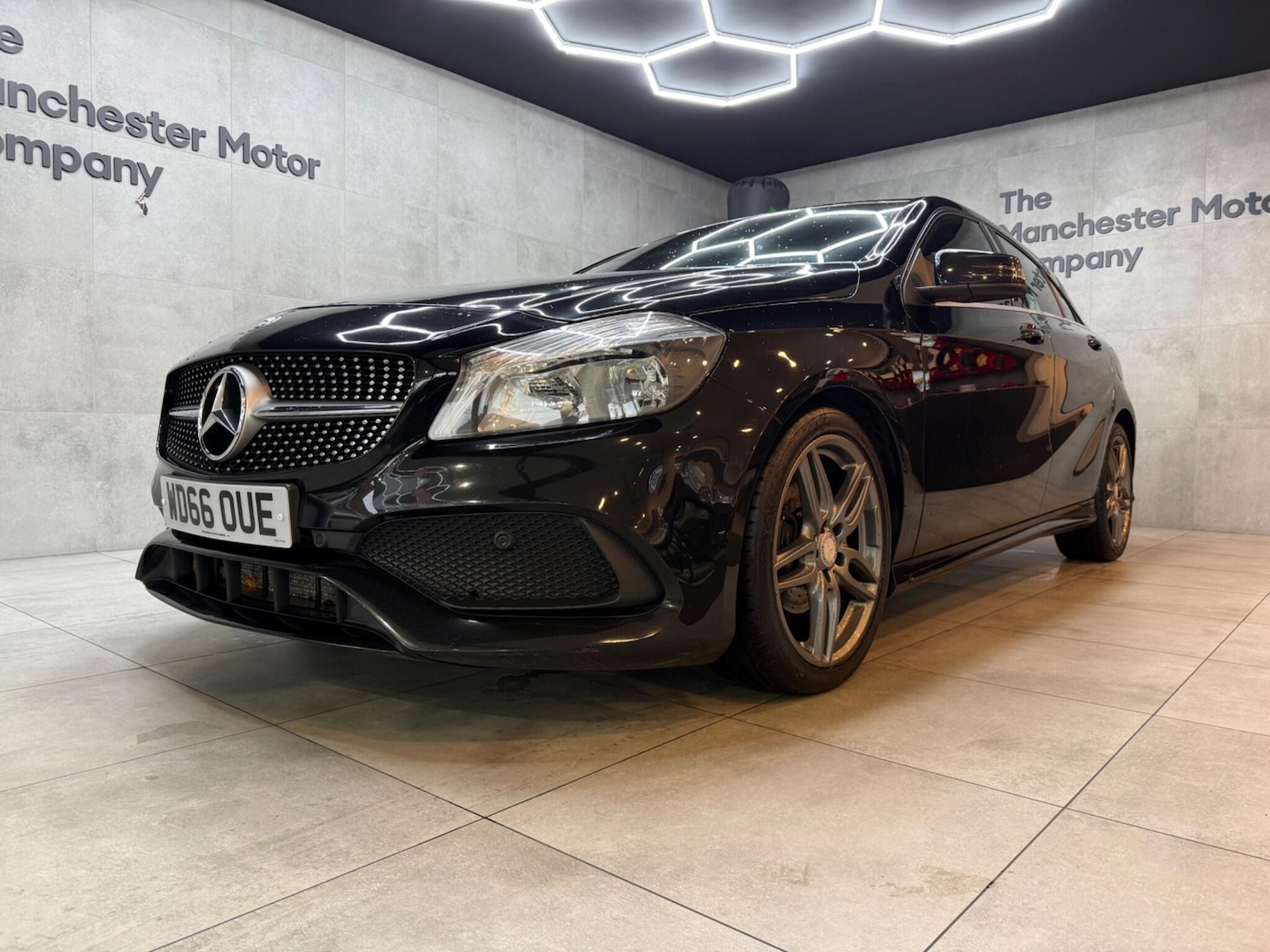 Used Mercedes-Benz A-Class 2017 for sale - 76572983: Photo 7