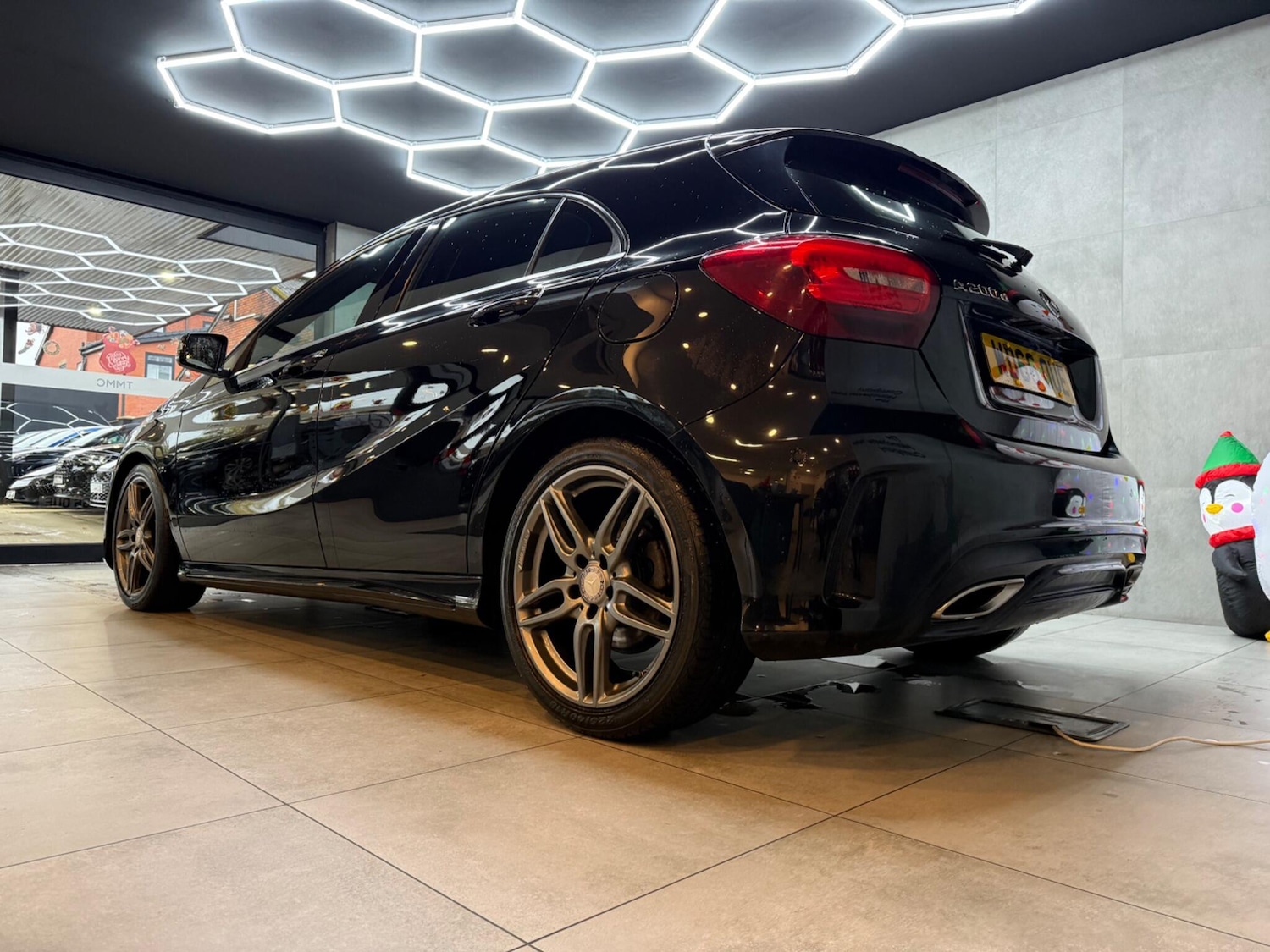 Used Mercedes-Benz A-Class 2017 for sale - 76572983: Photo 9