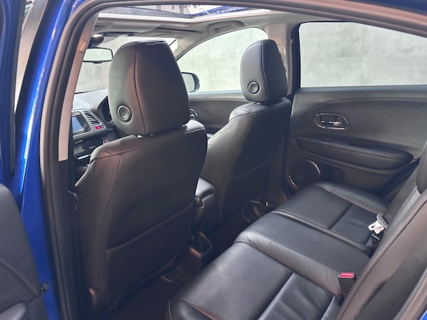 Used Honda HR-V 2017 for sale - 76200602: Photo 34