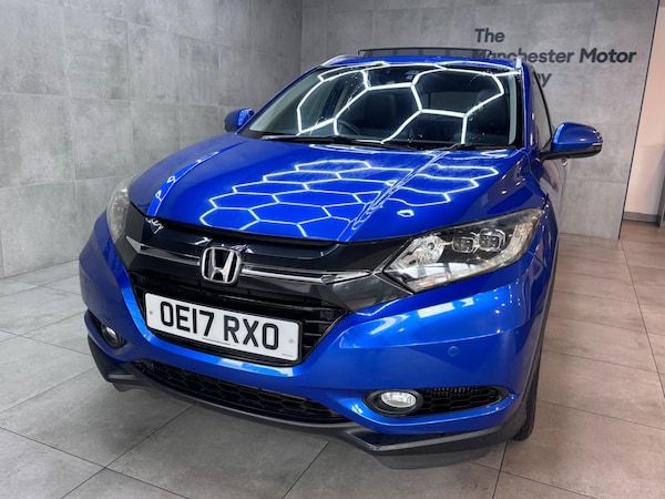 Used Honda HR-V 2017 for sale - 76200602: Photo 6
