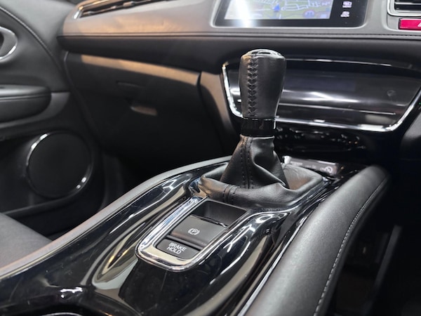 Used Honda HR-V 2017 for sale - 76200602: Photo 73
