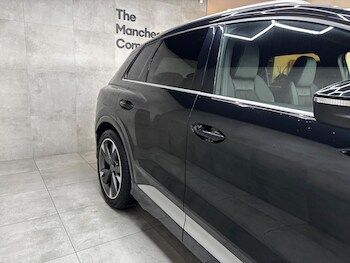 Used Audi Q4 e-tron 2022 for sale - 78214130: Photo