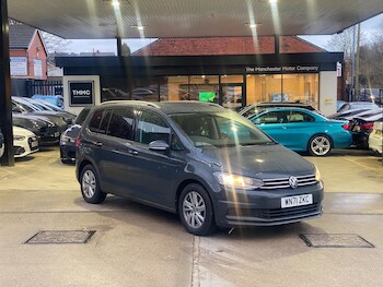 Used Volkswagen Touran 2021 for sale - 77320931: Photo
