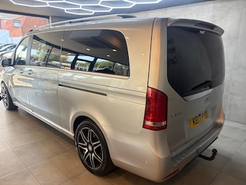 Used Mercedes-Benz V-Class 2017 for sale - 79316125: Photo