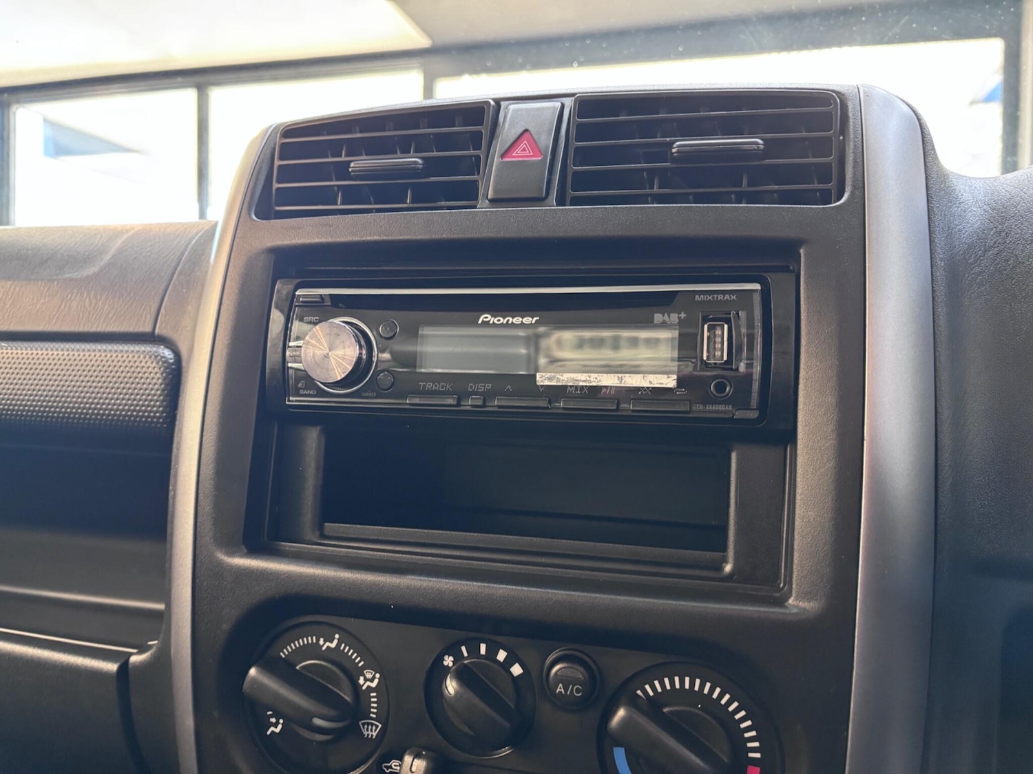 Used Suzuki Jimny 2016 for sale - 77320882: Photo 38