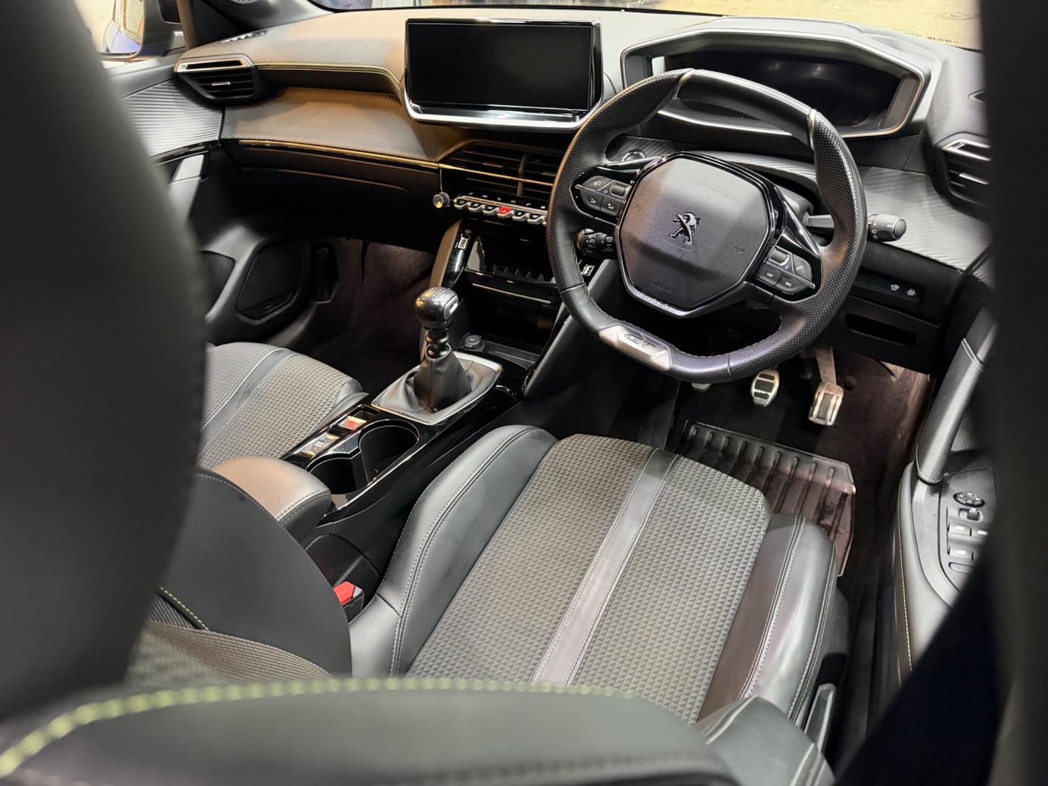 Used Peugeot 208 2023 for sale - 77091177: Photo 15