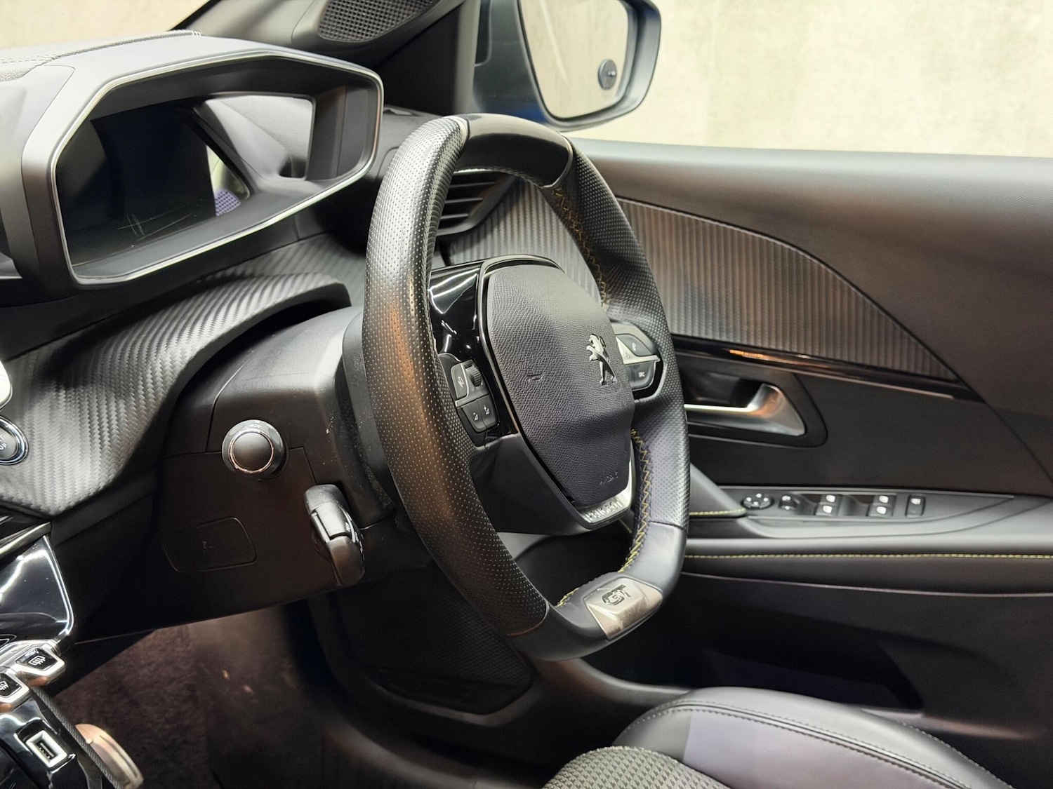 Used Peugeot 208 2023 for sale - 77091177: Photo 16