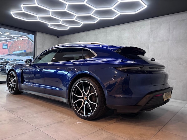 Used Porsche Taycan 2023 for sale - 76200800: Photo 24