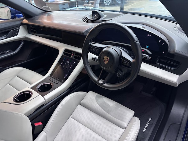 Used Porsche Taycan 2023 for sale - 76200800: Photo 31