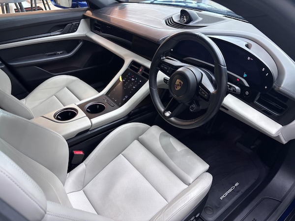 Used Porsche Taycan 2023 for sale - 76200800: Photo 36