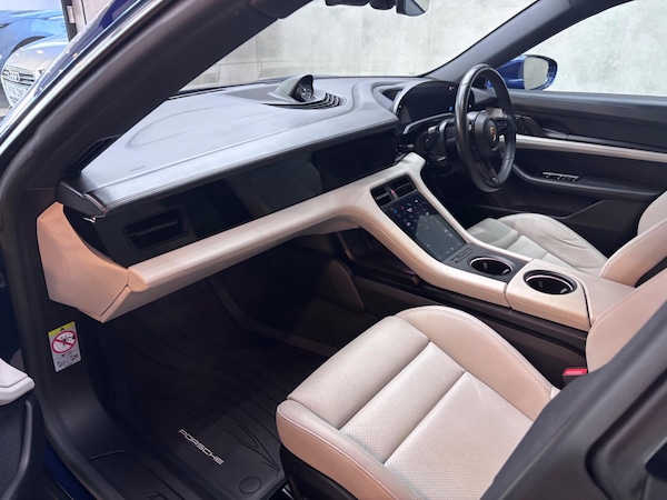 Used Porsche Taycan 2023 for sale - 76200800: Photo 37