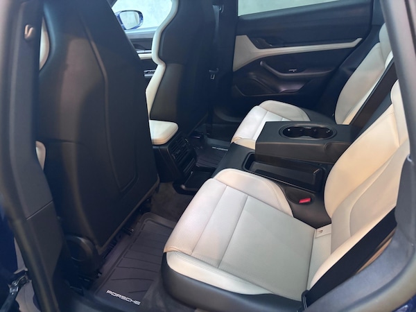 Used Porsche Taycan 2023 for sale - 76200800: Photo 44