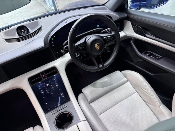 Used Porsche Taycan 2023 for sale - 76200800: Photo 52