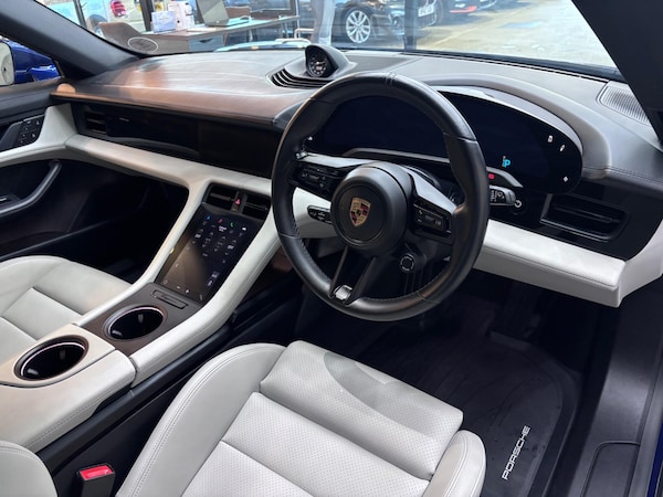 Used Porsche Taycan 2023 for sale - 76200800: Photo 55