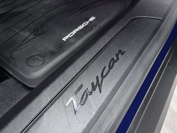 Used Porsche Taycan 2023 for sale - 76200800: Photo 60