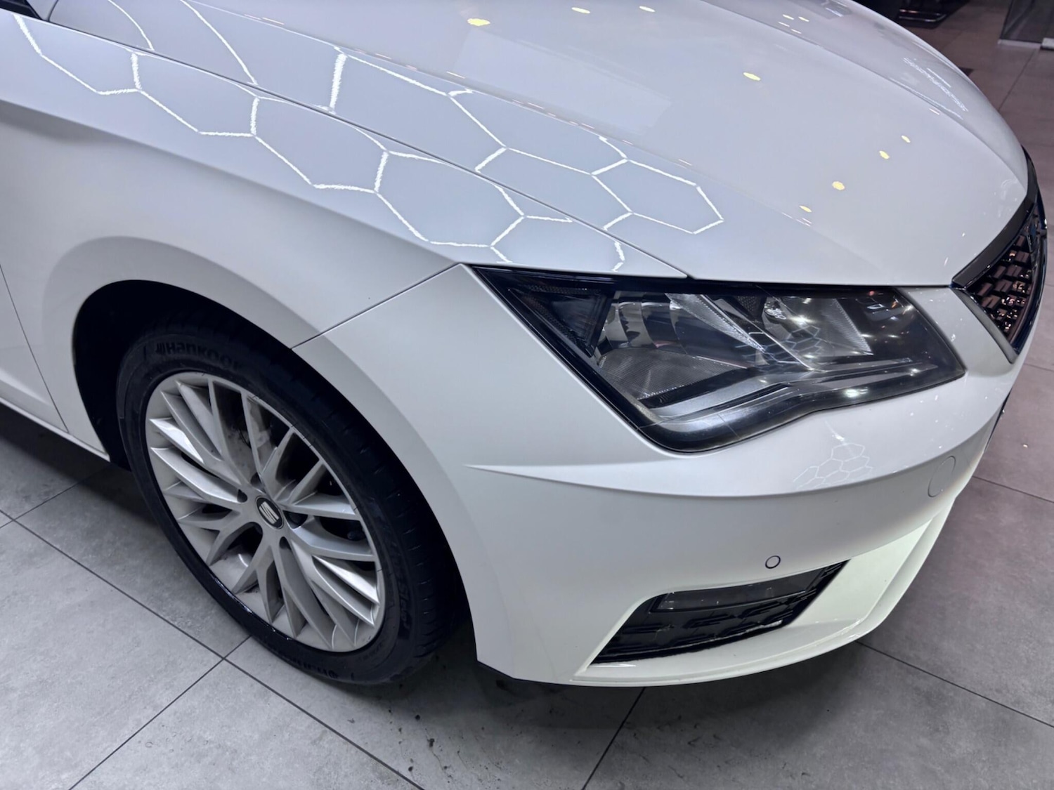 Used SEAT Leon 2019 for sale - 77343789: Photo 2