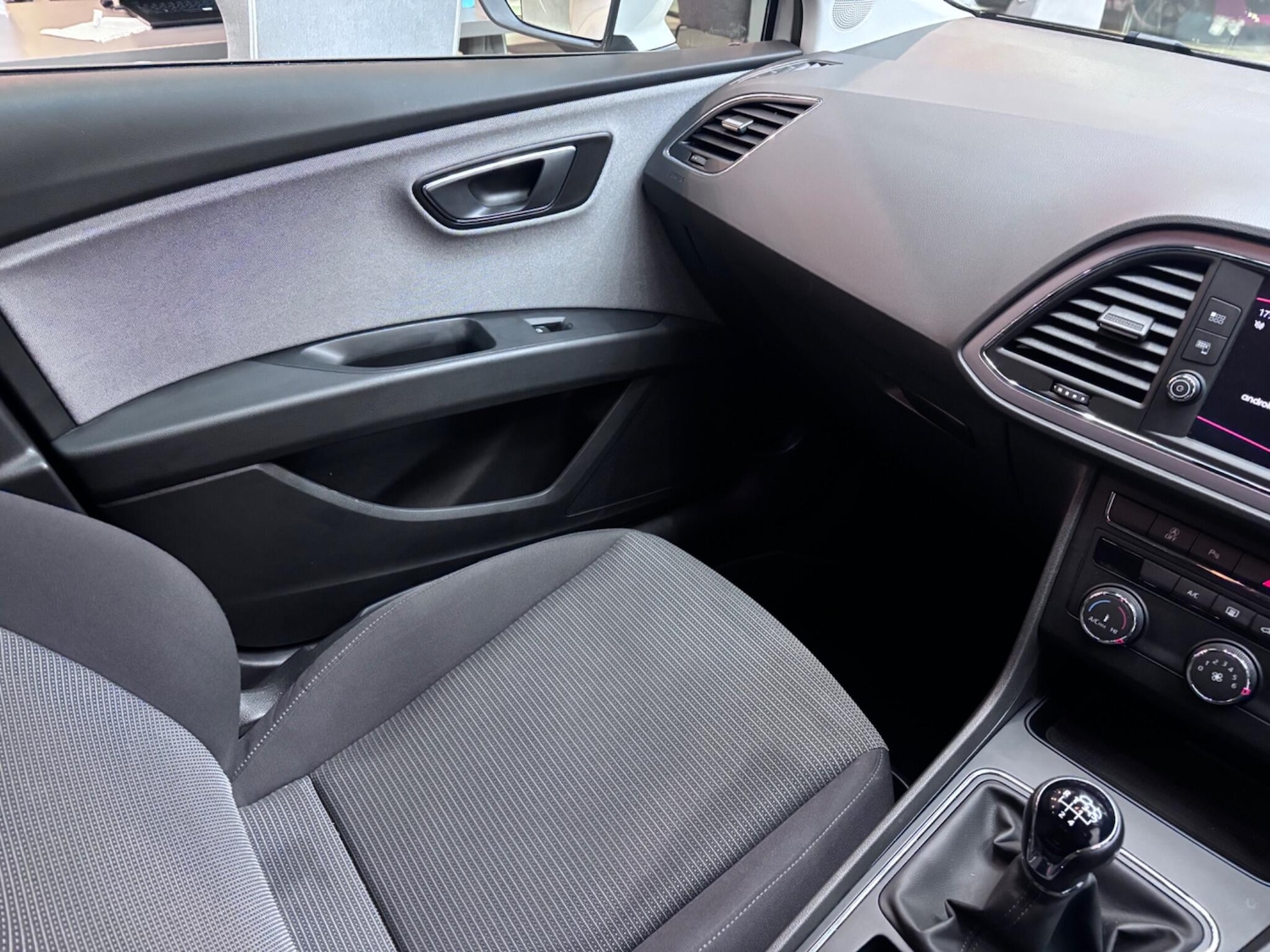 Used SEAT Leon 2019 for sale - 77343789: Photo 21