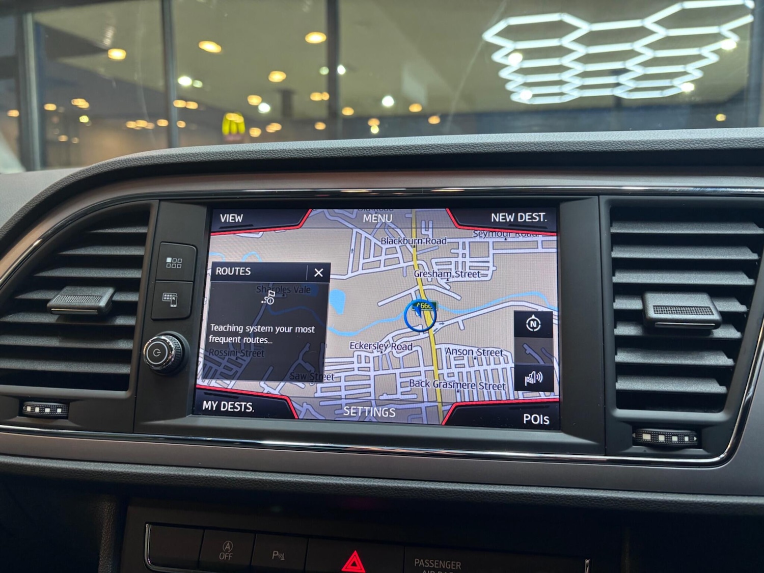 Used SEAT Leon 2019 for sale - 77343789: Photo 40