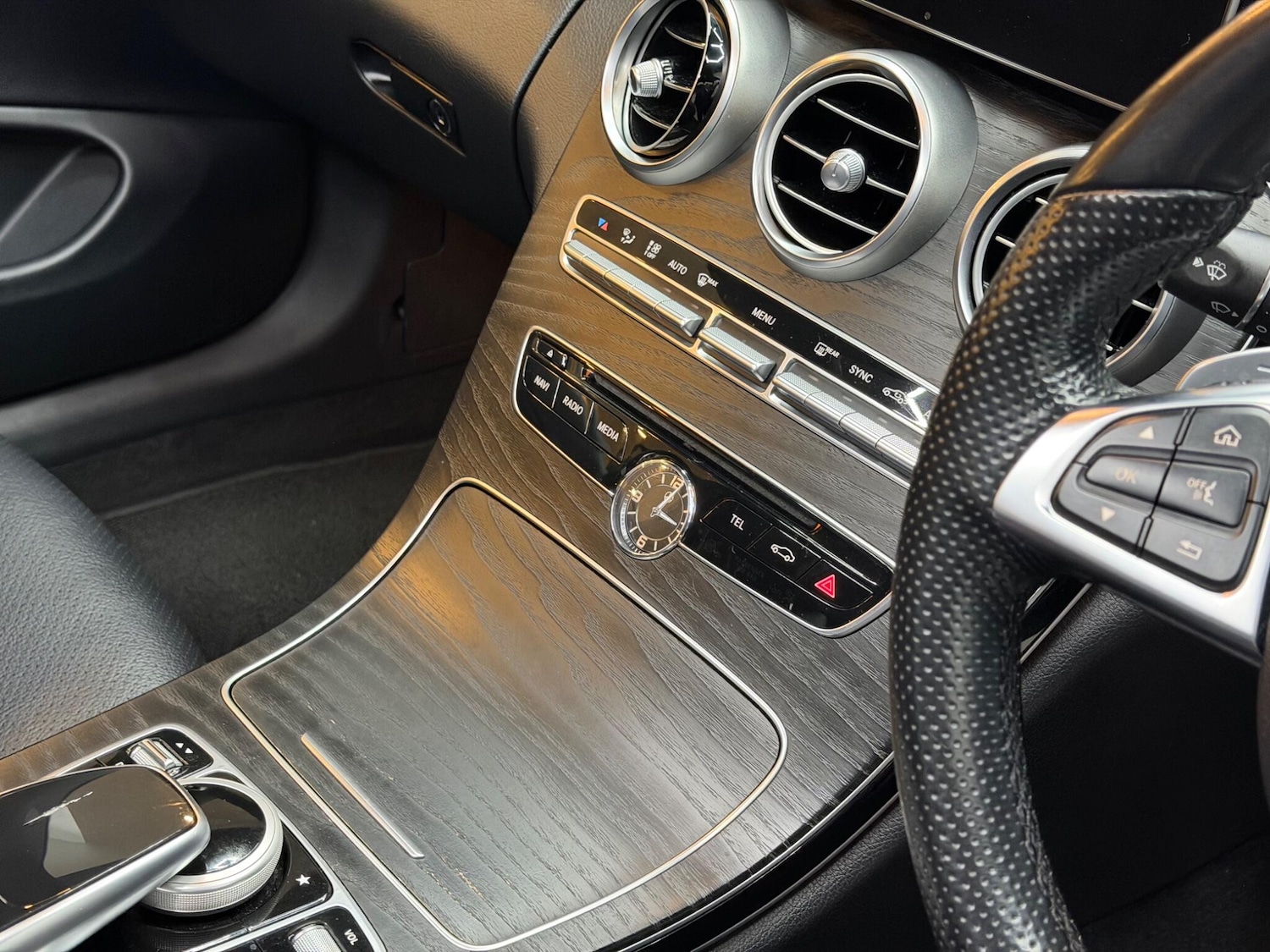 Used Mercedes-Benz C Class 2017 for sale - 77646394: Photo 10