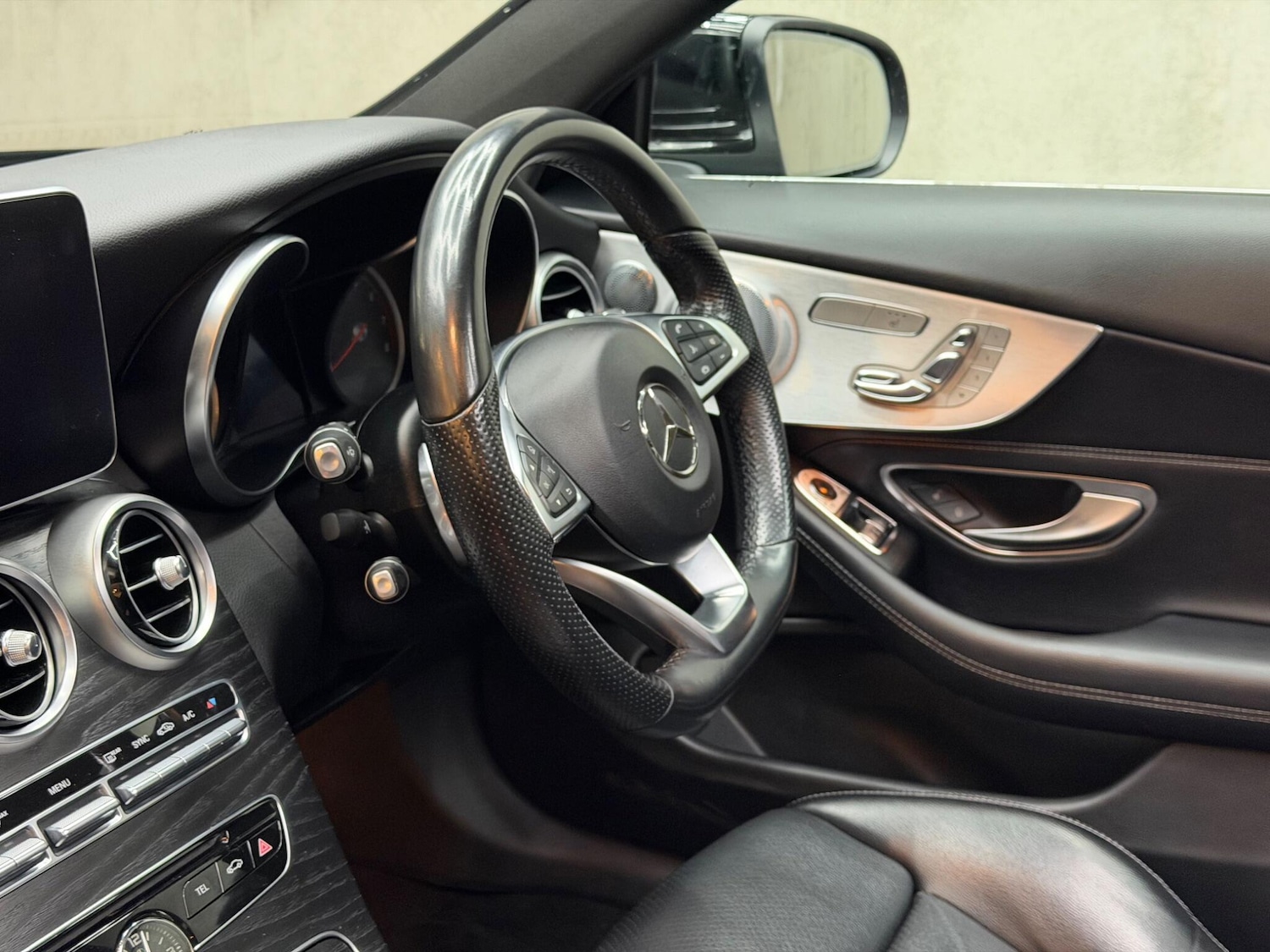 Used Mercedes-Benz C Class 2017 for sale - 77646394: Photo 45