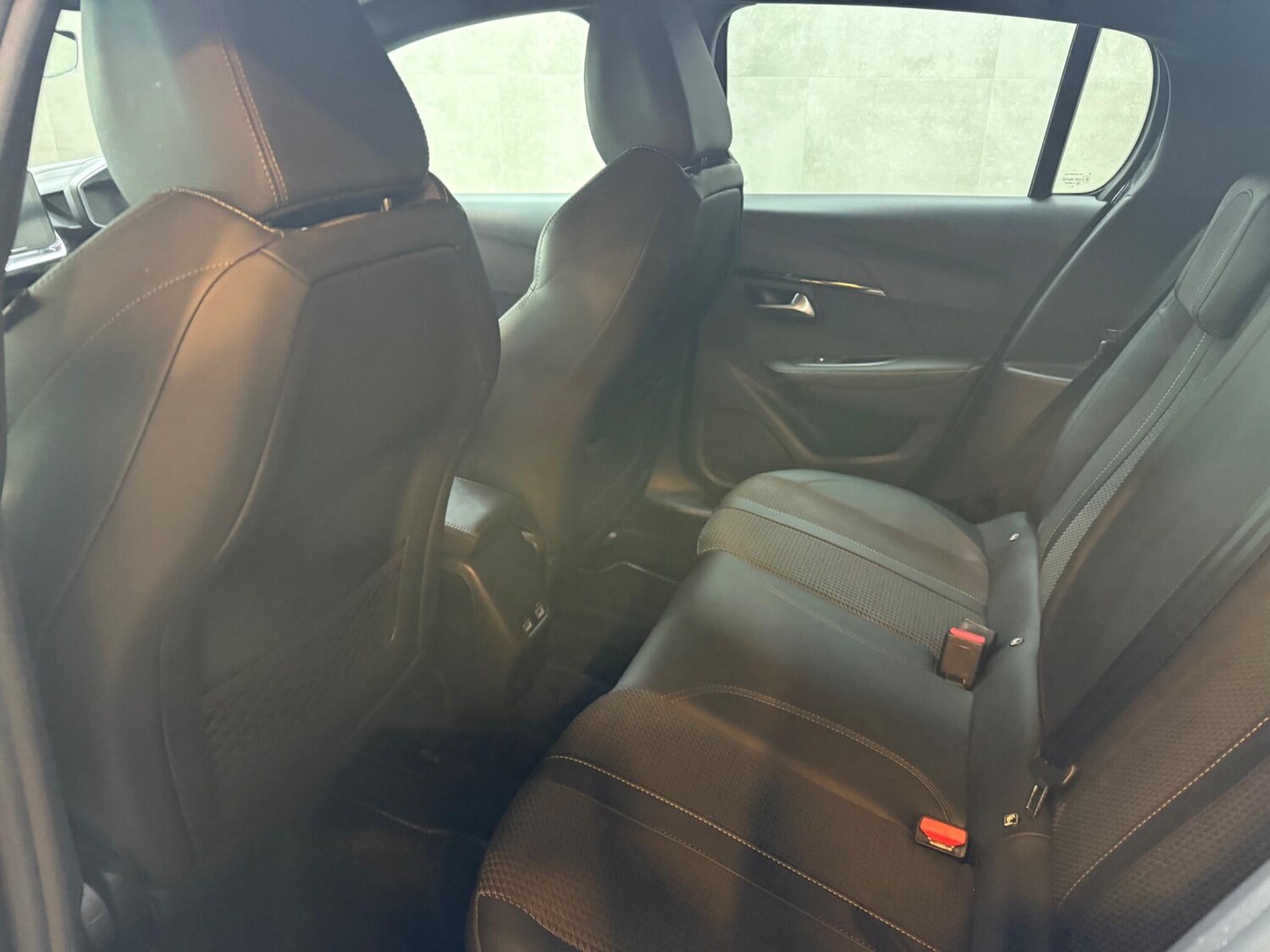 Used Peugeot 208 2023 for sale - 76645080: Photo 25