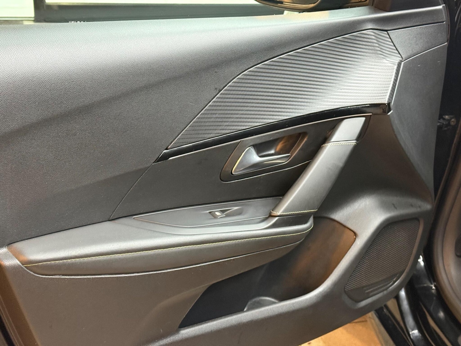 Used Peugeot 208 2023 for sale - 76645080: Photo 28