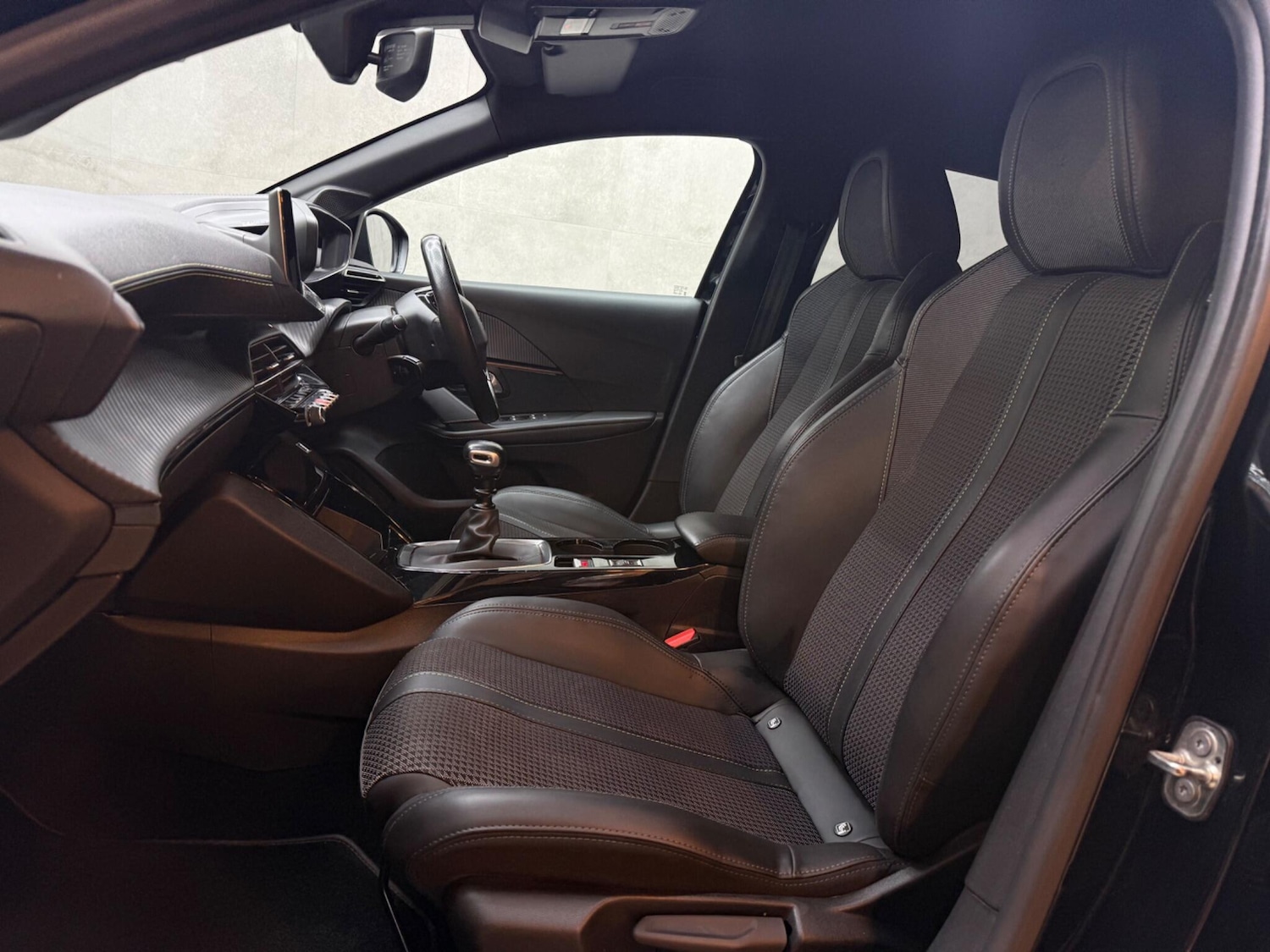 Used Peugeot 208 2023 for sale - 76645080: Photo 44