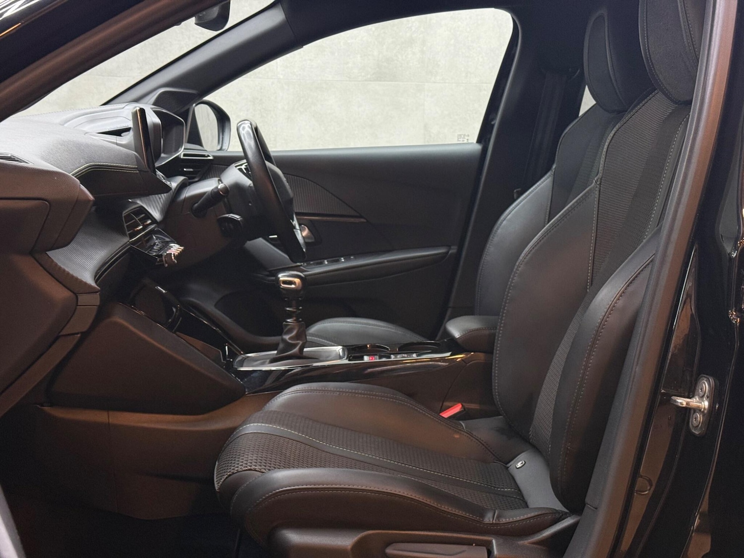 Used Peugeot 208 2023 for sale - 76645080: Photo 45