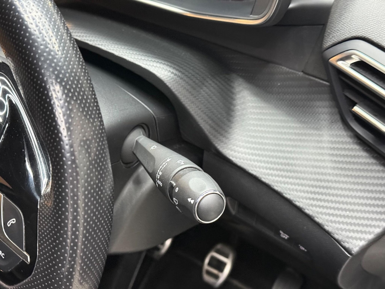 Used Peugeot 208 2023 for sale - 76645080: Photo 6