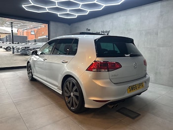 Used Volkswagen Golf 2017 for sale - 78821806: Photo