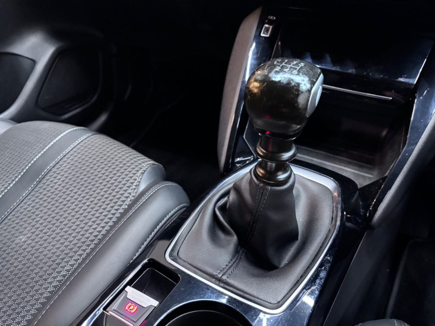 Used Peugeot 208 2023 for sale - 77230205: Photo 16