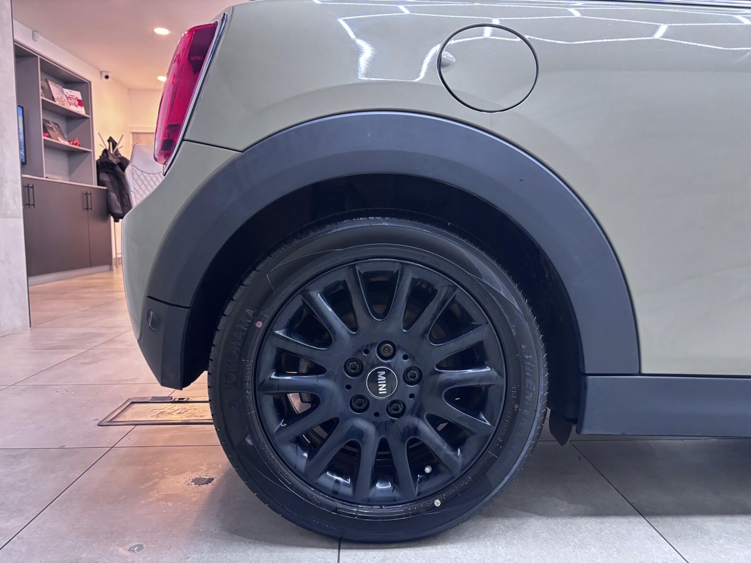 Used MINI Hatch 2018 for sale - 76381322: Photo 10