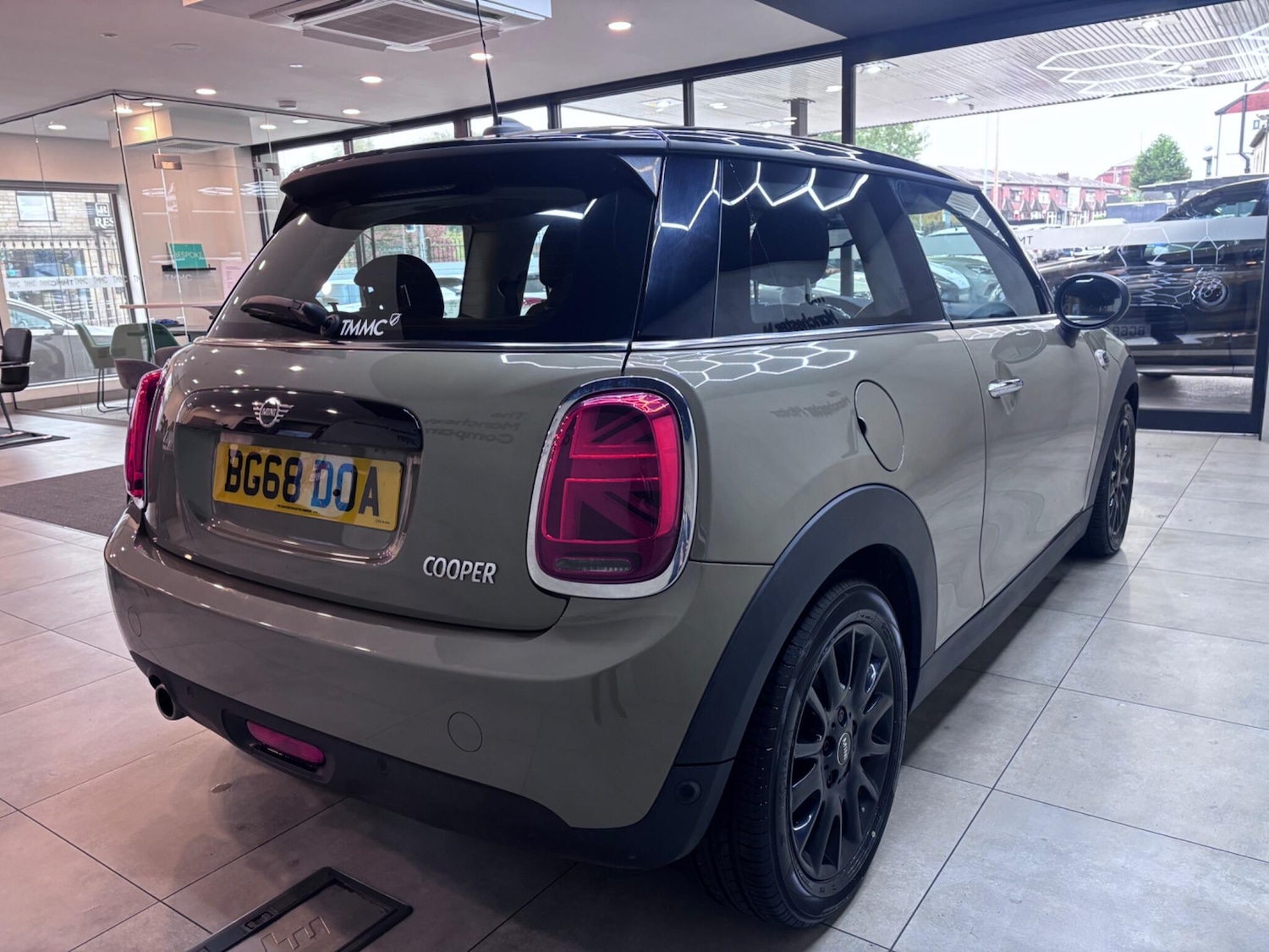 Used MINI Hatch 2018 for sale - 76381322: Photo 16