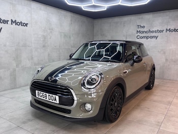 Used MINI Hatch 2018 for sale - 76381322: Photo