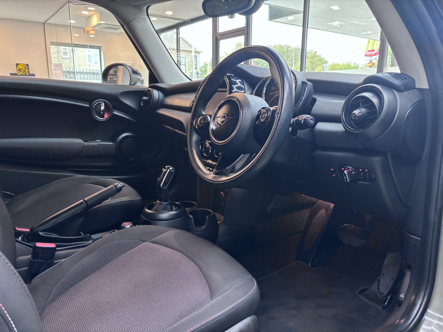Used MINI Hatch 2018 for sale - 76381322: Photo 35