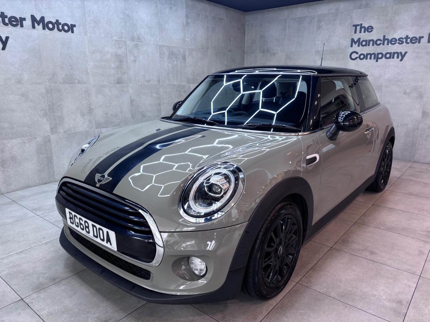 Used MINI Hatch 2018 for sale - 76381322: Photo 6