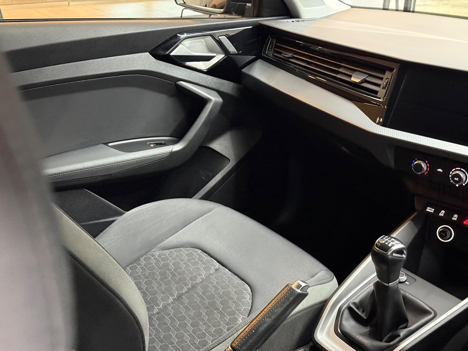 Used Audi A1 2019 for sale - 77163465: Photo 39