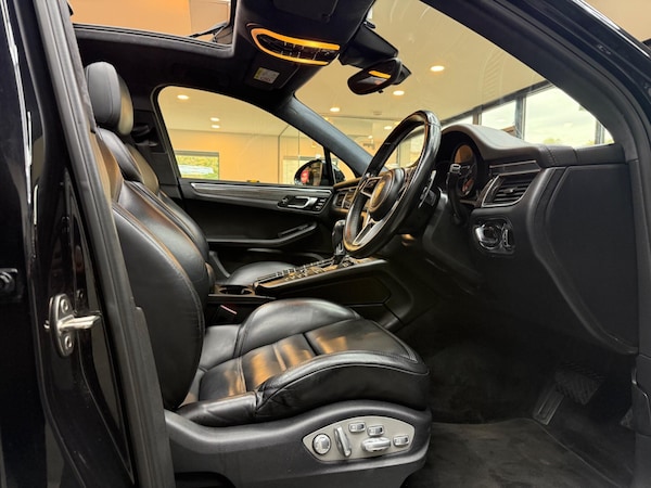 Used Porsche Macan 2016 for sale - 76314483: Photo 20