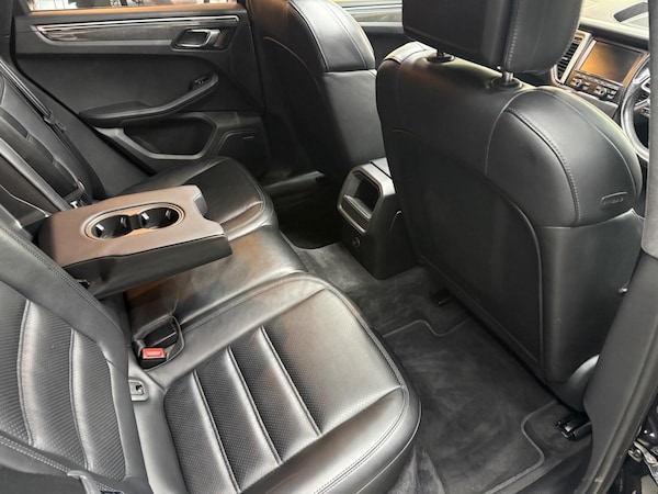 Used Porsche Macan 2016 for sale - 76314483: Photo 21