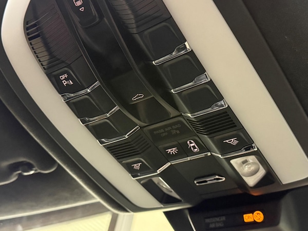 Used Porsche Macan 2016 for sale - 76314483: Photo 26