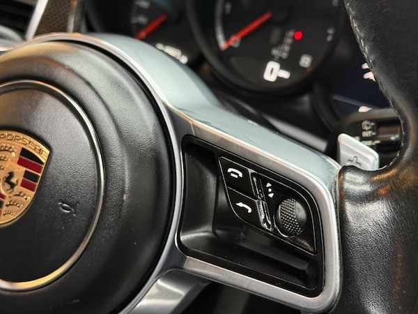 Used Porsche Macan 2016 for sale - 76314483: Photo 28