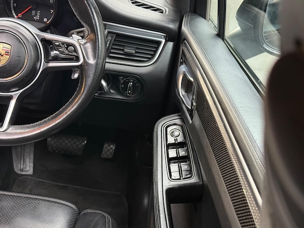 Used Porsche Macan 2016 for sale - 76314483: Photo 35