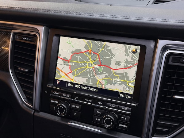 Used Porsche Macan 2016 for sale - 76314483: Photo 43