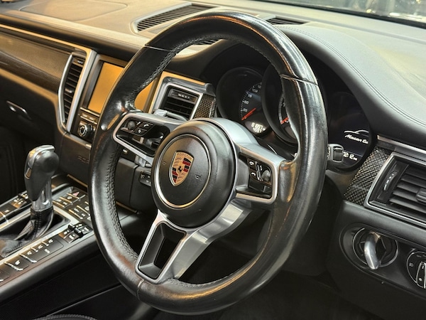 Used Porsche Macan 2016 for sale - 76314483: Photo 48