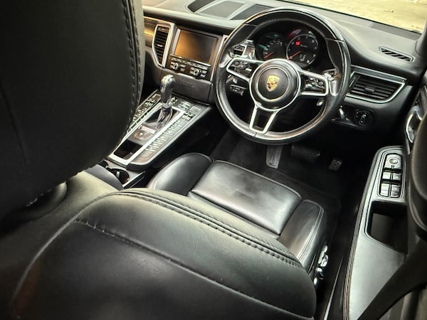Used Porsche Macan 2016 for sale - 76314483: Photo 57