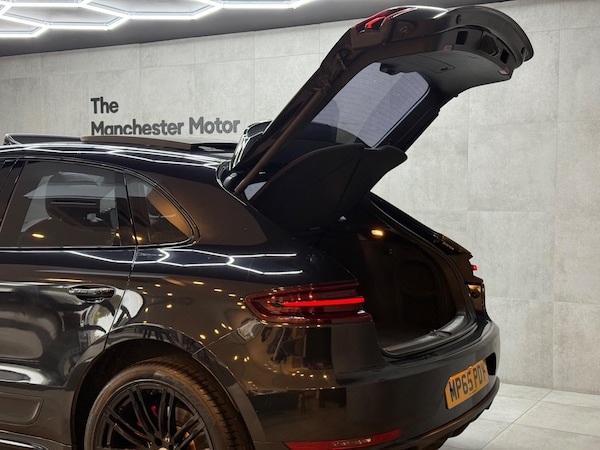Used Porsche Macan 2016 for sale - 76314483: Photo 60