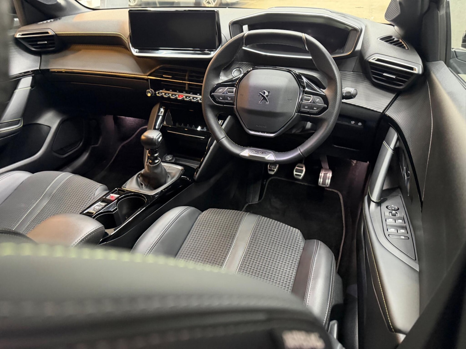 Used Peugeot 208 for sale - 77683908: Photo 23