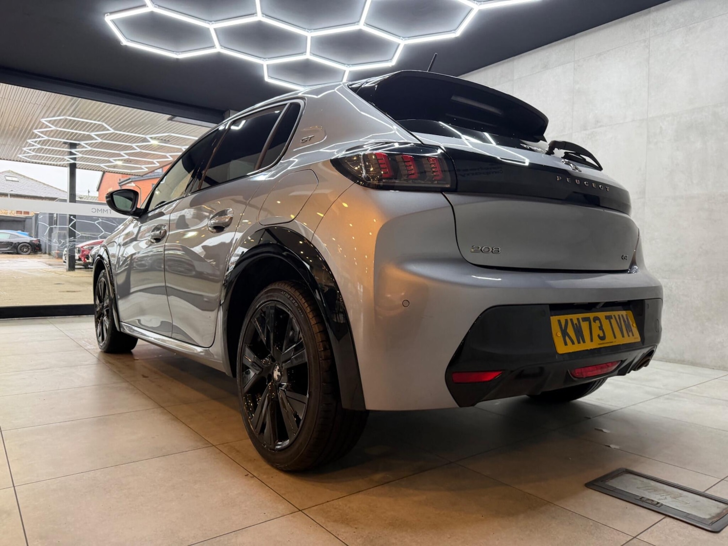 Used Peugeot 208 for sale - 77683908: Photo 5