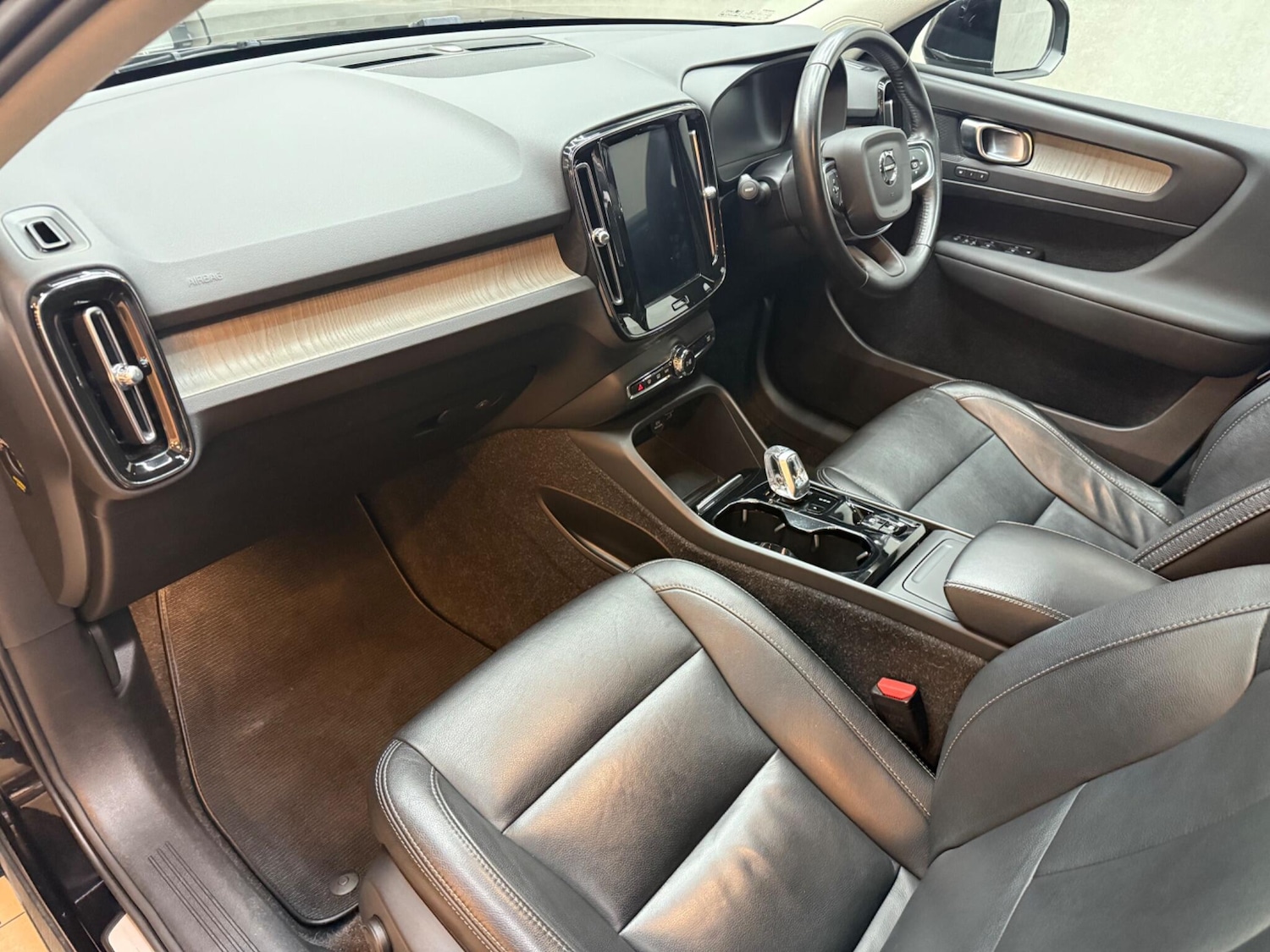 Used Volvo XC40 2020 for sale - 76457626: Photo 56